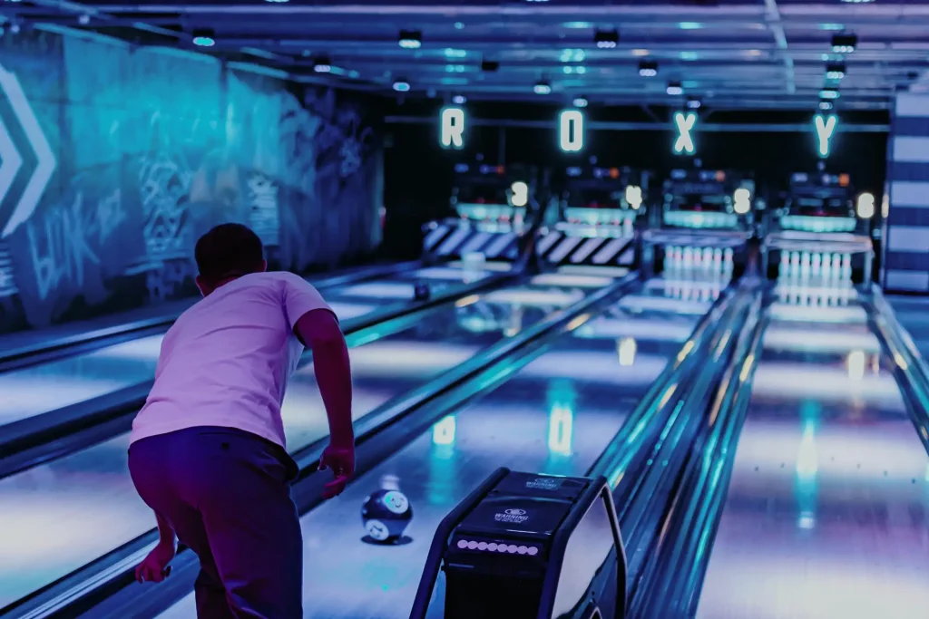 Roxy Edinburgh Rose Street ten pin bowling