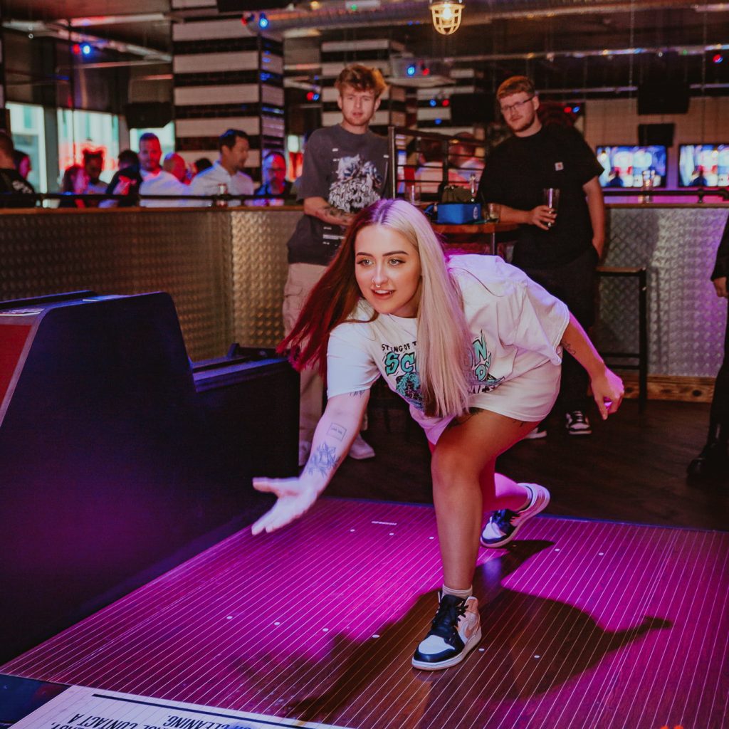 RBR - CHARTER SQUARE - OPENING - DUCK PIN BOWLING (11)